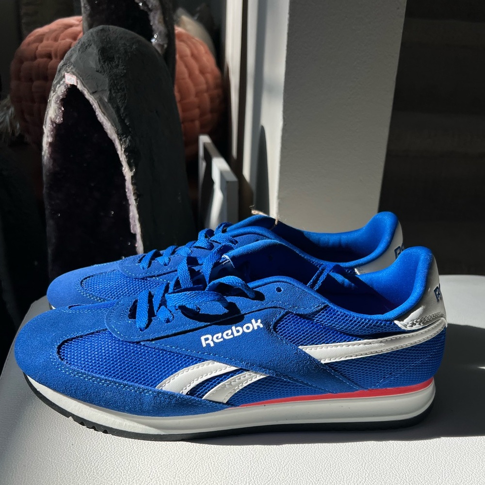 Reebok Blue and White Sneakers Size 11 - Picture 7 of 13